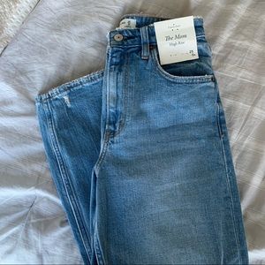 Abercrombie Curve Love Mom High Rise Jeans